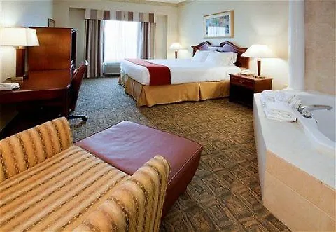 Holiday Inn Express & Suites Charlotte-Concord-I-85 By Ihg